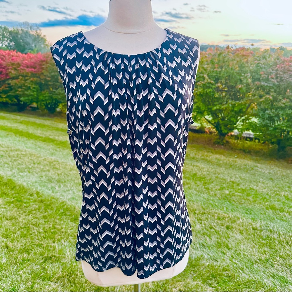 Calvin Klein XL Sleeveless Geometric Print Slinky Knit Top Chevron Stripe